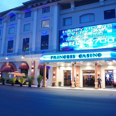 Ramada By Wyndham Princess Paramaribo Exterior foto