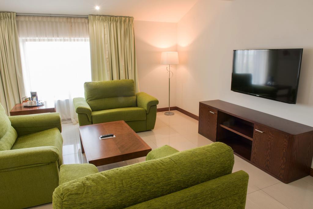 Ramada By Wyndham Princess Paramaribo Exterior foto