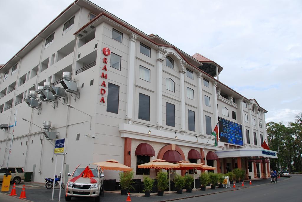 Ramada By Wyndham Princess Paramaribo Exterior foto