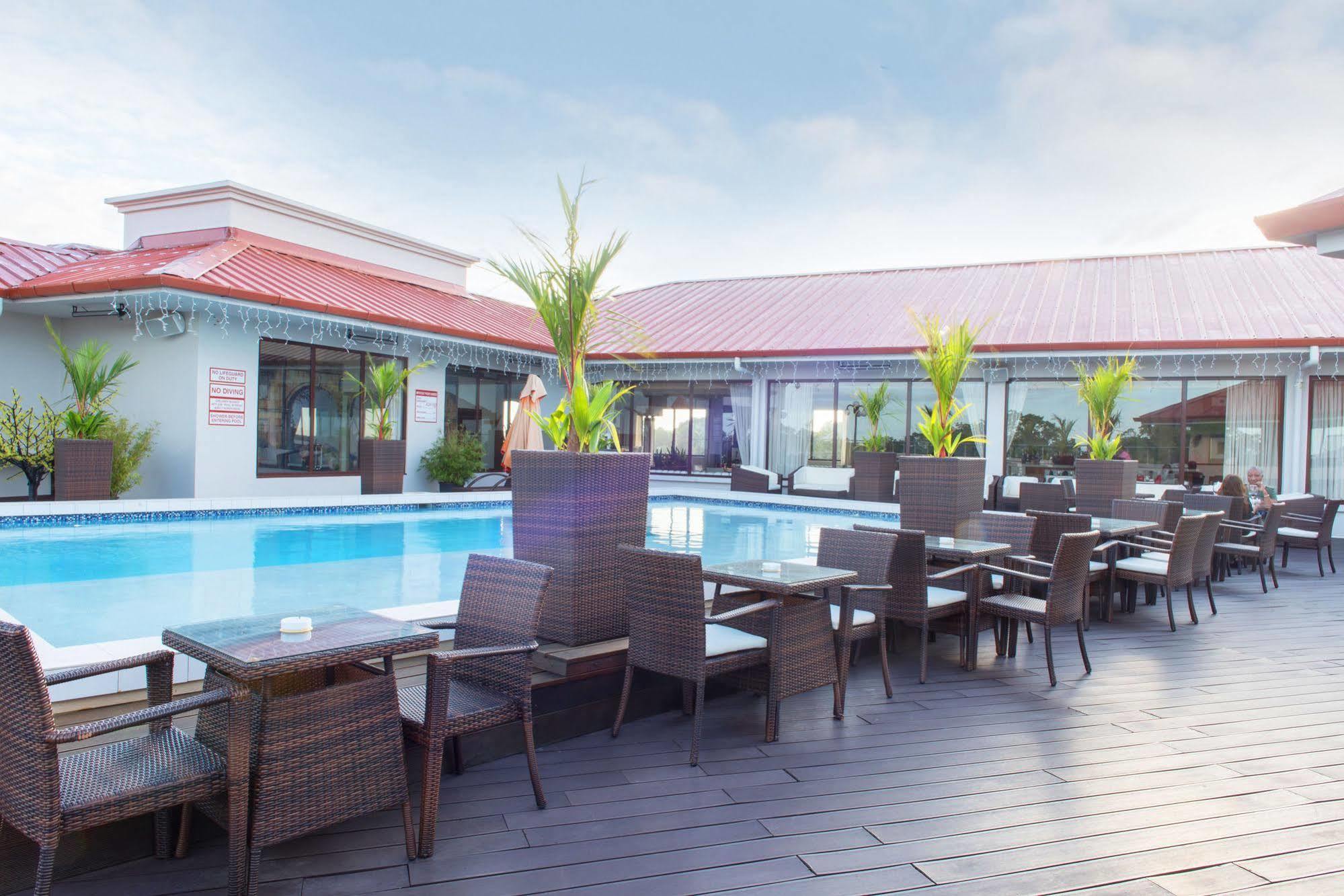 Ramada By Wyndham Princess Paramaribo Exterior foto