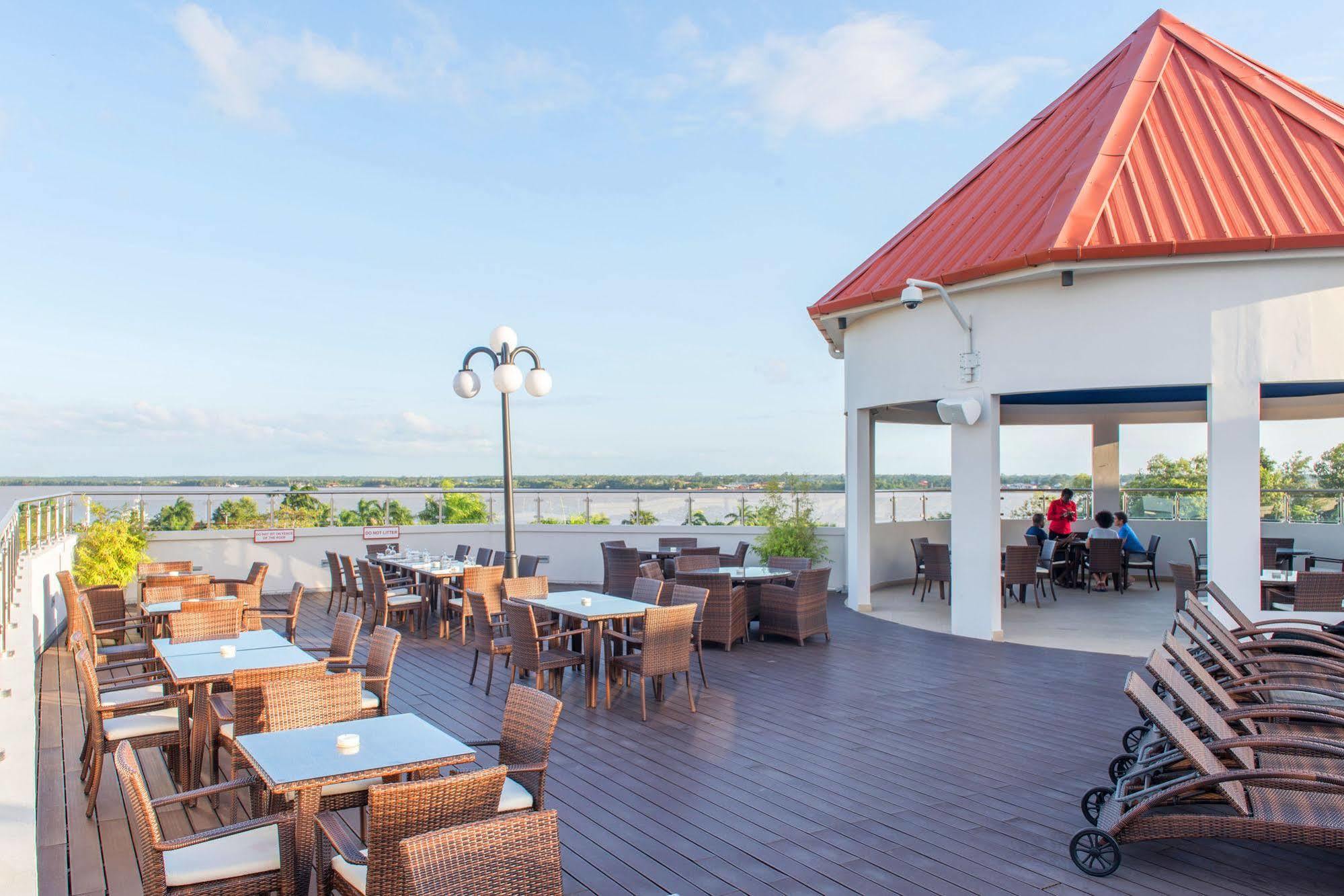 Ramada By Wyndham Princess Paramaribo Exterior foto
